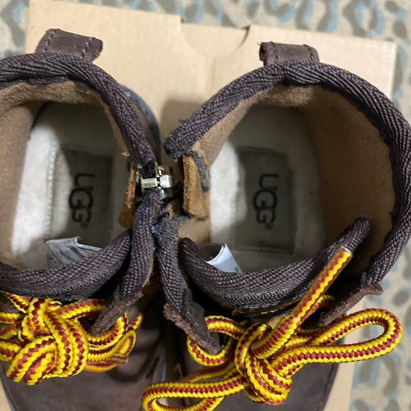 Ugg Bradley boots - Picture 5 of 6